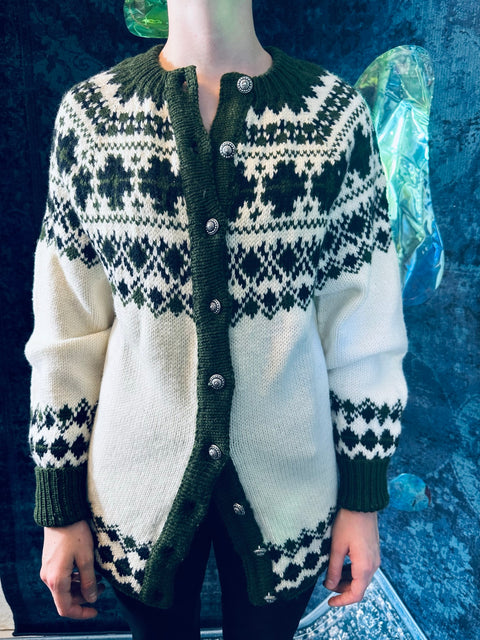 Strickjacke "Nolabel"