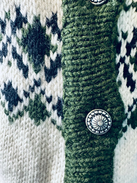 Strickjacke "Nolabel"