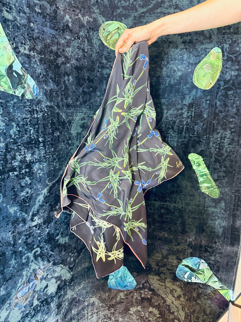 Foulard "FabricFrontline"